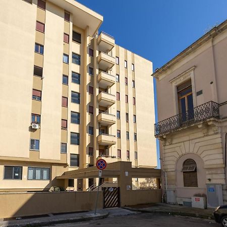 לצ'ה Licia & Tonino Apartments Near The Station מראה חיצוני תמונה
