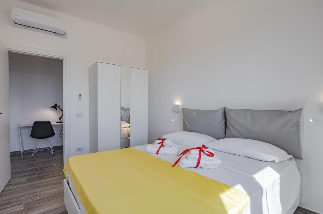 לצ'ה Licia & Tonino Apartments Near The Station מראה חיצוני תמונה
